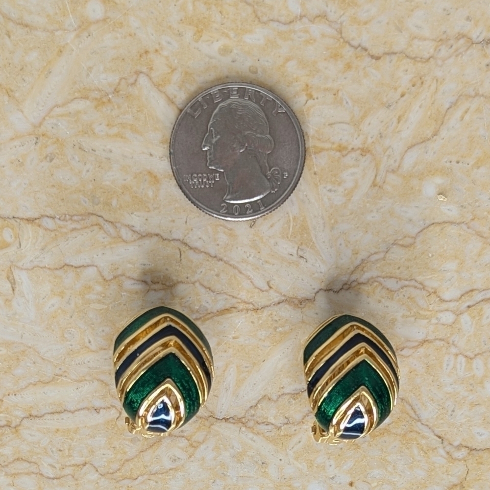 Vintage D'Orian Gold Tone With Blue & Green Enamel Clip On Earrings - Picture 6 of 8